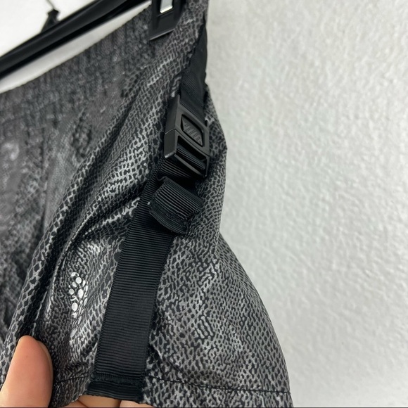 FP MOVEMENT Diamond Back Reflective Short in Black Combo Snakeskin Print, XS - Picture 3 of 9